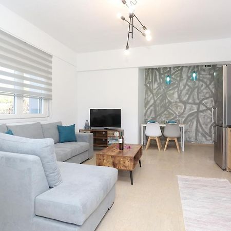 Mare Monte Luxury Apartments 1 네아 스키오니 외부 사진