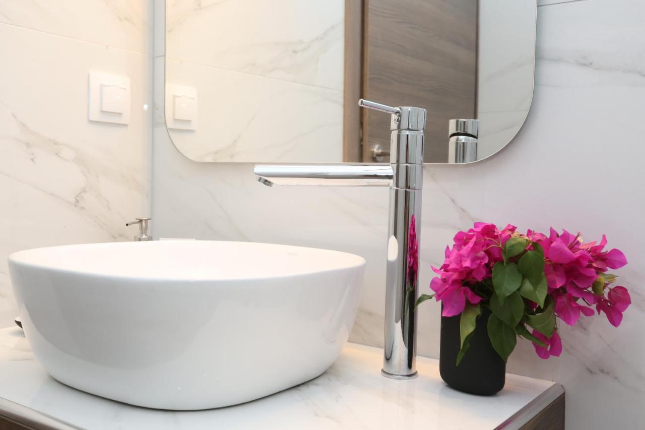 Mare Monte Luxury Apartments 1 네아 스키오니 외부 사진