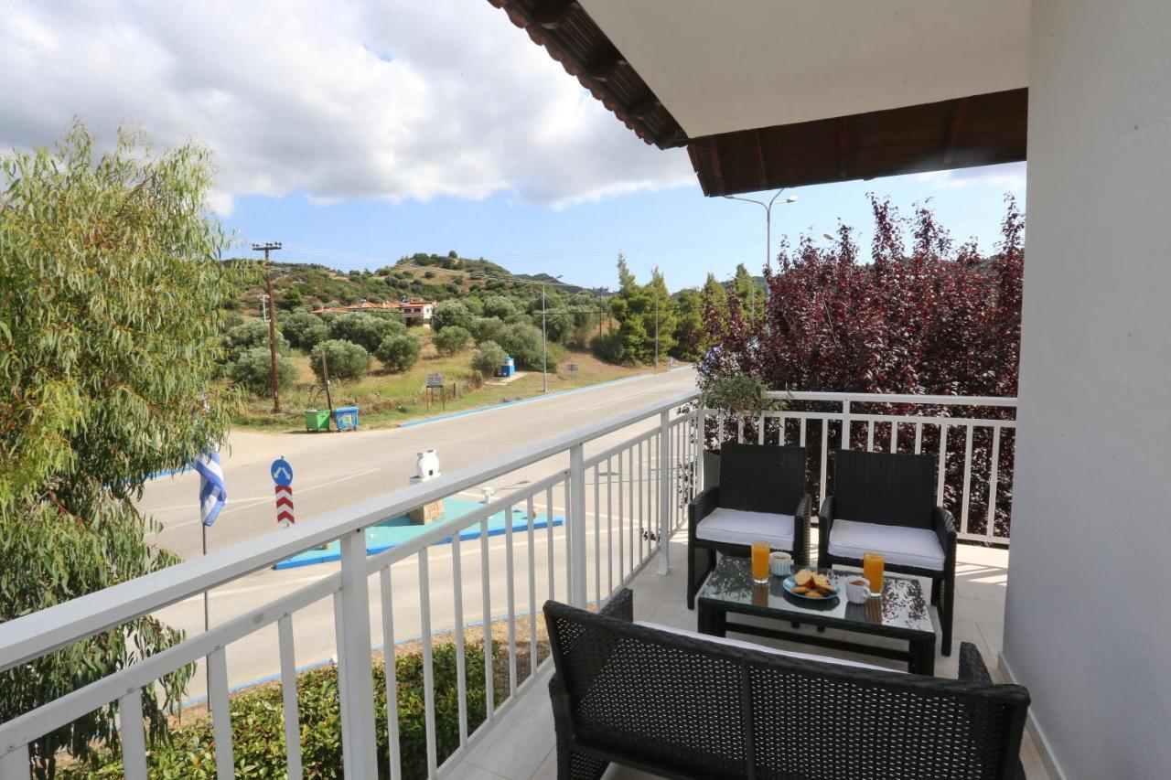 Mare Monte Luxury Apartments 1 네아 스키오니 외부 사진